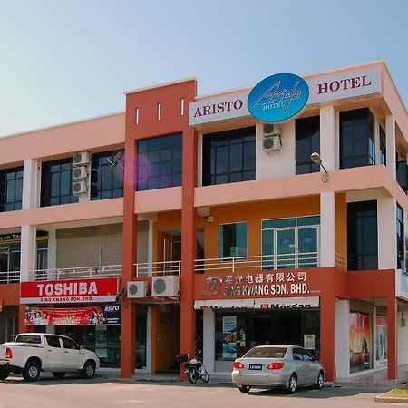 Aristo Hotel Putatan โกตาคินาบาลู ภายนอก รูปภาพ