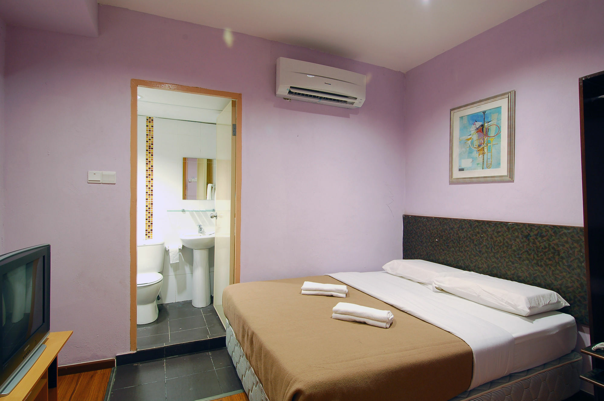 Aristo Hotel Putatan โกตาคินาบาลู ภายนอก รูปภาพ